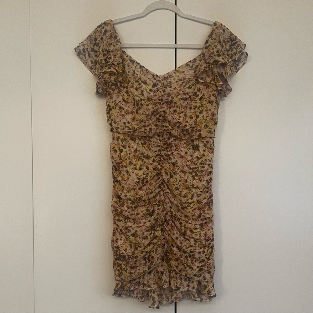 ASTR The Label Ruffle Rushed Mini Dress - Picture 4 of 12